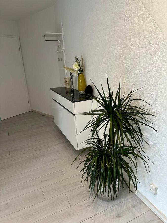 Flexible, Schoene Und Gut Aussehende Feriensuite Ρόιτλινγκεν Εξωτερικό φωτογραφία
